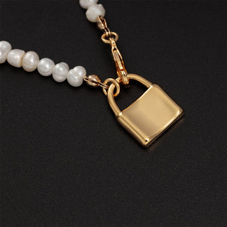 Fashion Pearl Necklace Real Gold Plated Small Lock Pendant Sweater Chain Necklace