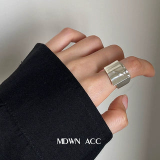 Wide Brim Female Retro Fashion Heavy Industry Geometric Wave Ring